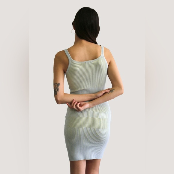 Geel Caspian Dress - Picture 4 of 8